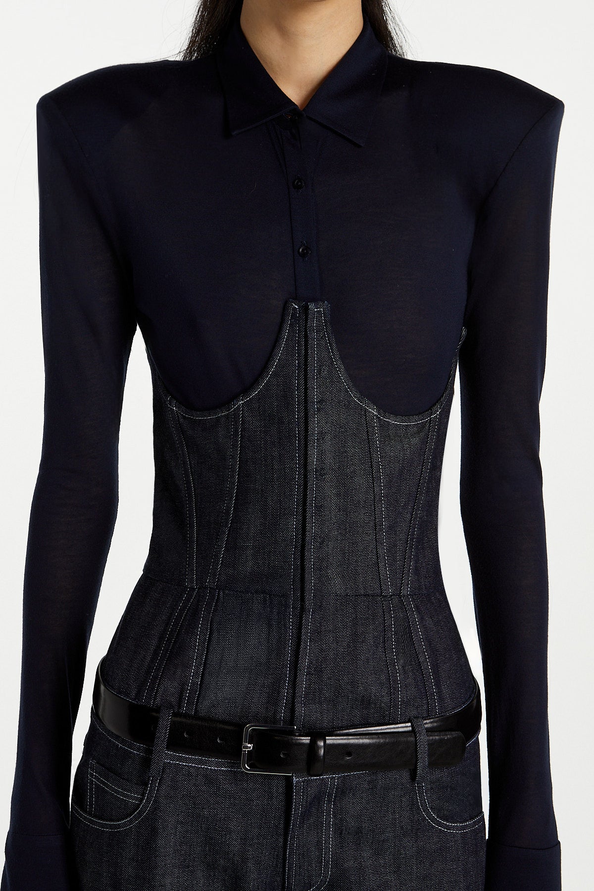 海军蓝衬衫连体衣 – 立体肩部设计