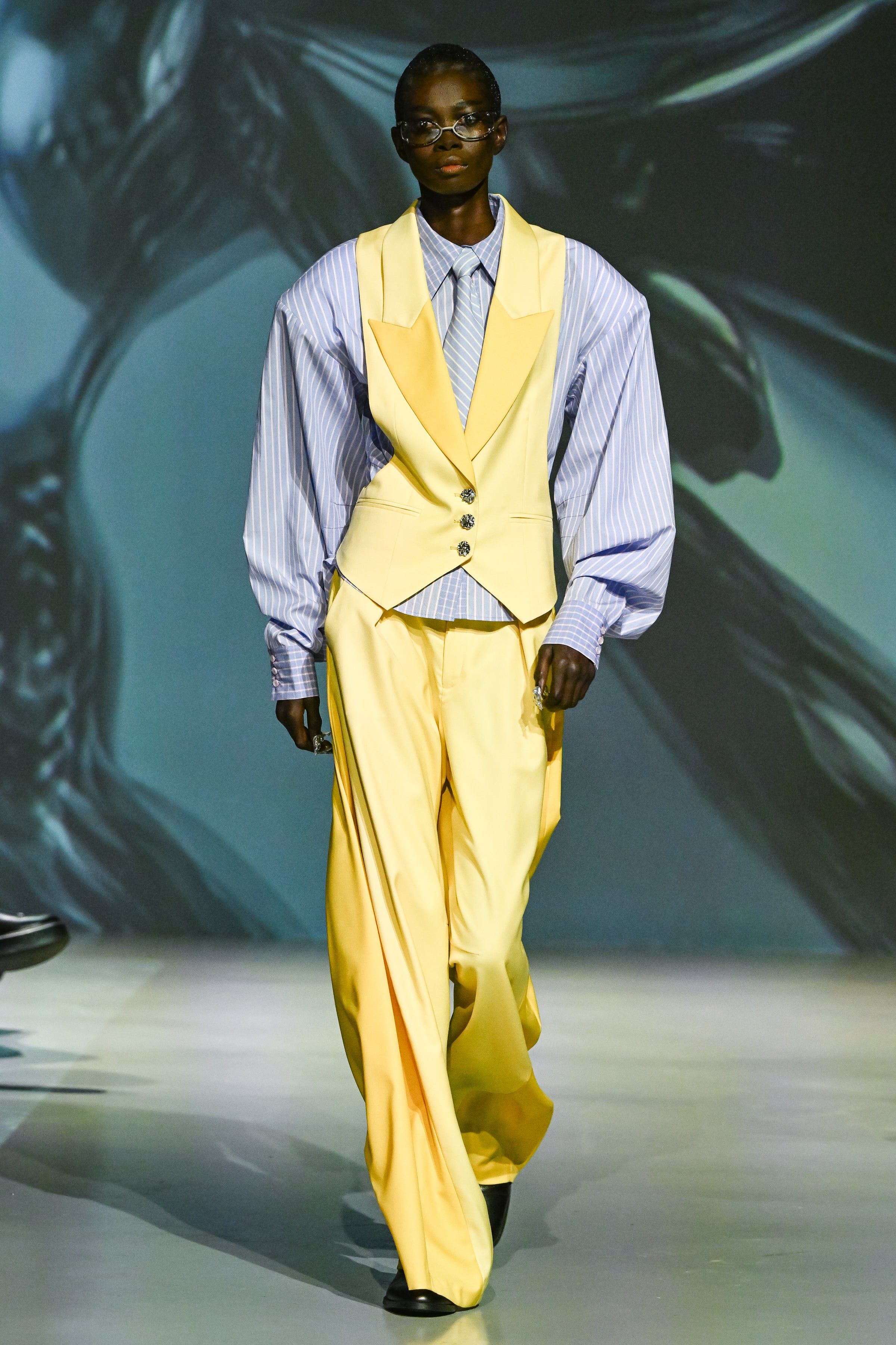 SHAO pale yellow tailored vest with crystal buttons model